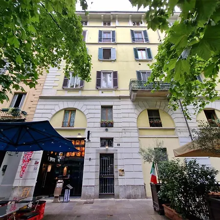 Porta Nuova-brera Di Pregio Lägenhet